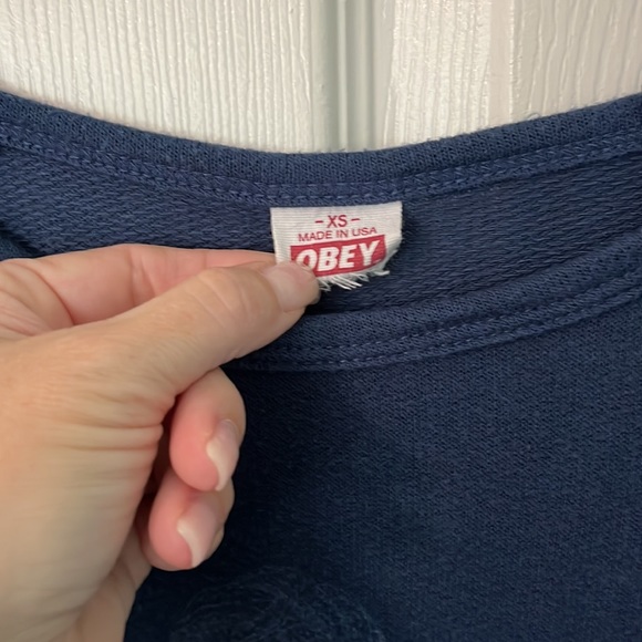 Obey sweater - Picture 3 of 4